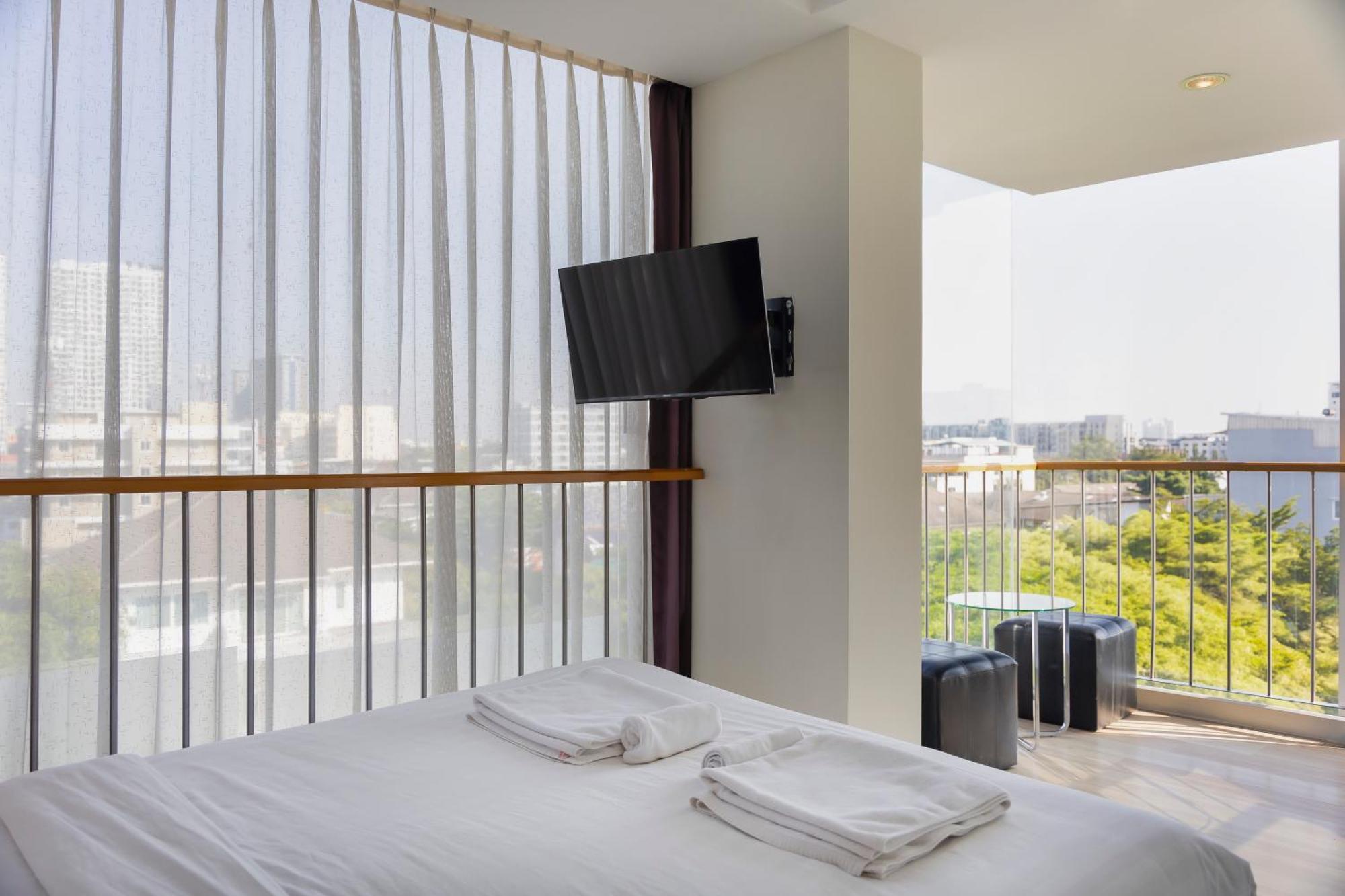 Gp House Express Sukhumvit 81 Hotel Bangkok Eksteriør billede