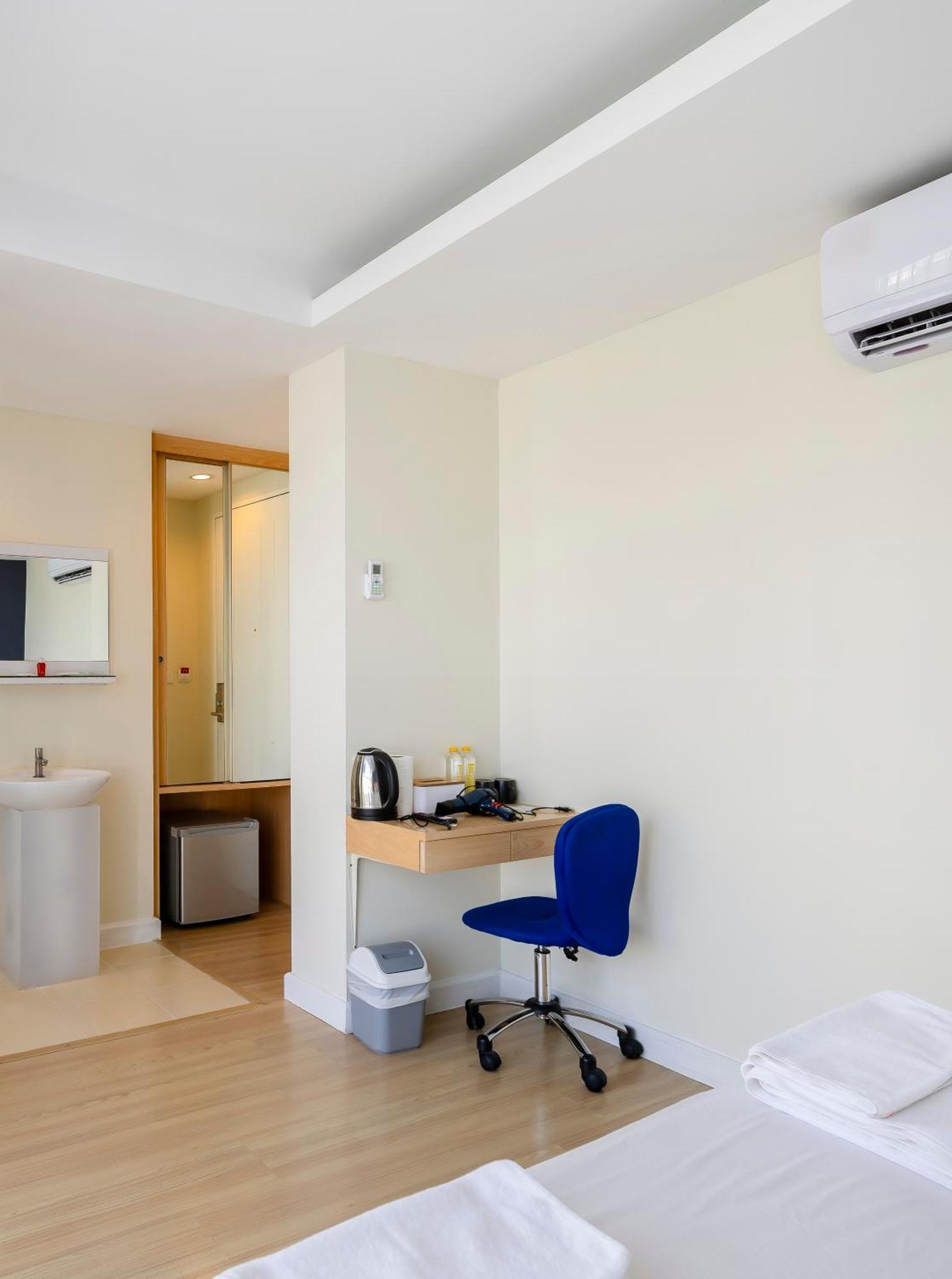 Gp House Express Sukhumvit 81 Hotel Bangkok Eksteriør billede