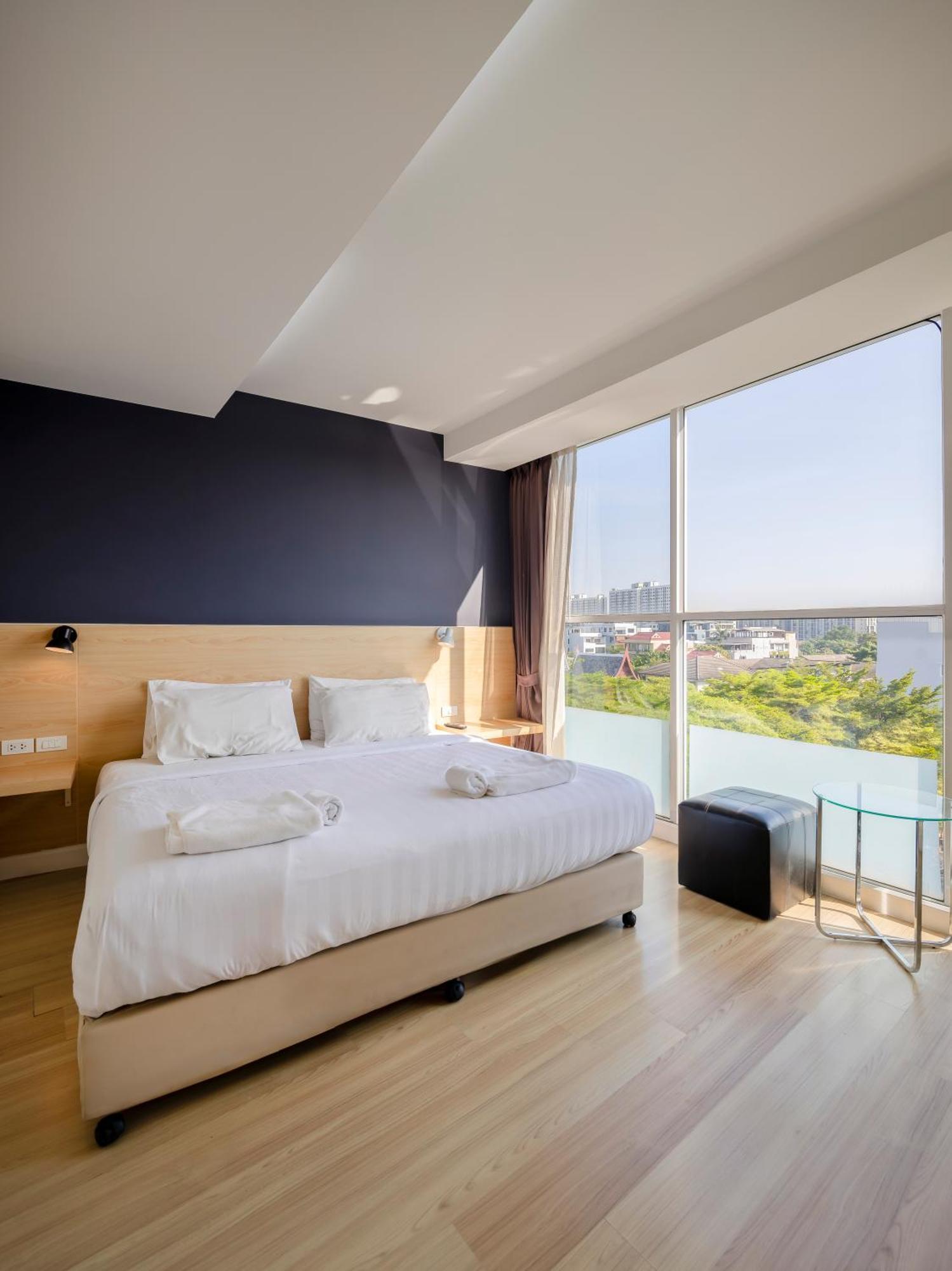 Gp House Express Sukhumvit 81 Hotel Bangkok Eksteriør billede