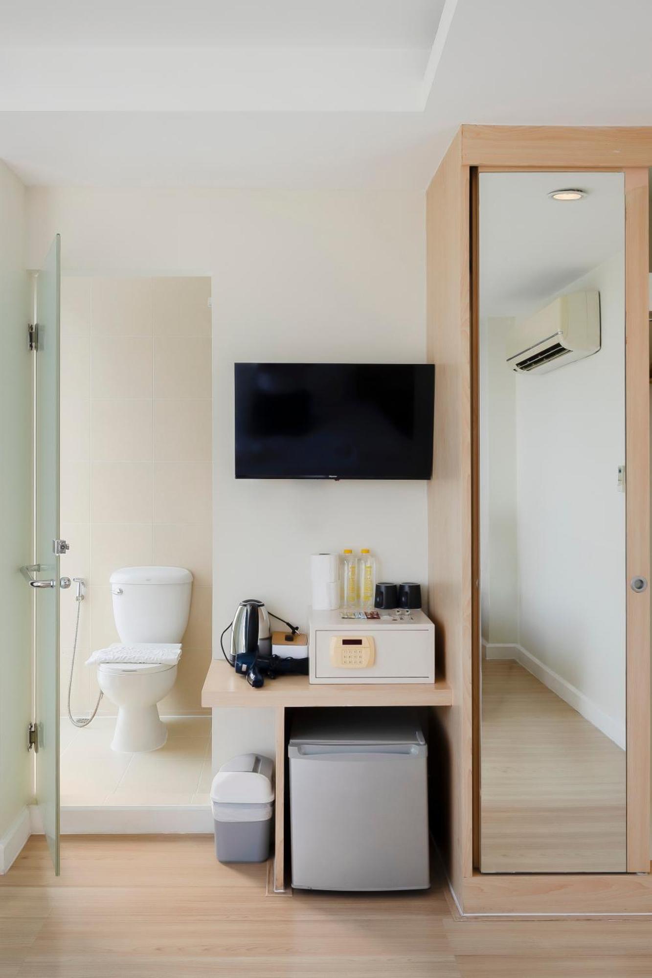 Gp House Express Sukhumvit 81 Hotel Bangkok Eksteriør billede