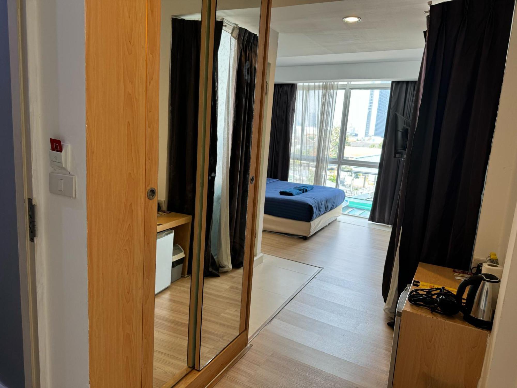 Gp House Express Sukhumvit 81 Hotel Bangkok Eksteriør billede